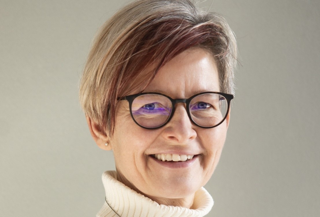 Kristin Schirmer 1107 x 850px